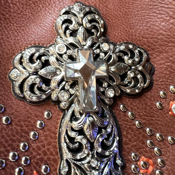 Montana West new with tags. Very nice bag - Picture 4 of 10